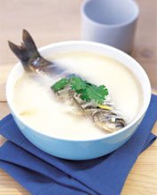 鮮奶鯽魚湯