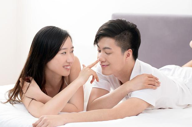 妻子有外遇有什么表現(xiàn)？ 媳婦有婚外情的特點(diǎn)是什么？